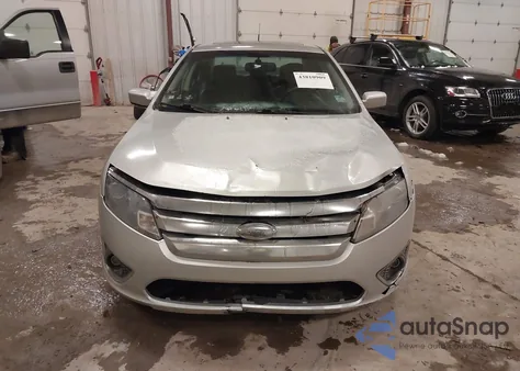 2010 Ford Fusion Hybrid from USA, damaged, VIN 3FADP0L35AR245788